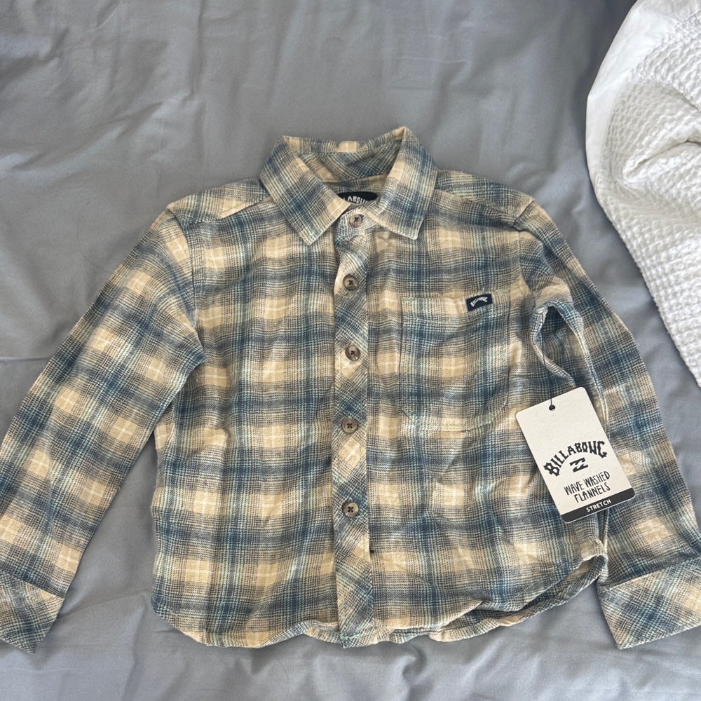 Billabong Blue and Cream Checkered Shirt
